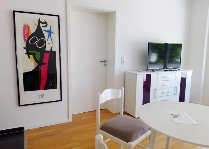 Lejlighed Zentrale Ruhige Lage Mit Parkplatz Und Terrasse Bad Honnef