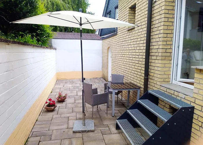 Lejlighed Zentrale Ruhige Lage Mit Parkplatz Und Terrasse